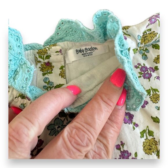 Baby Boden Floral Dress Set with Eyelet Collar & Matching Bloomers 18-24 Months - Picture 3 of 3